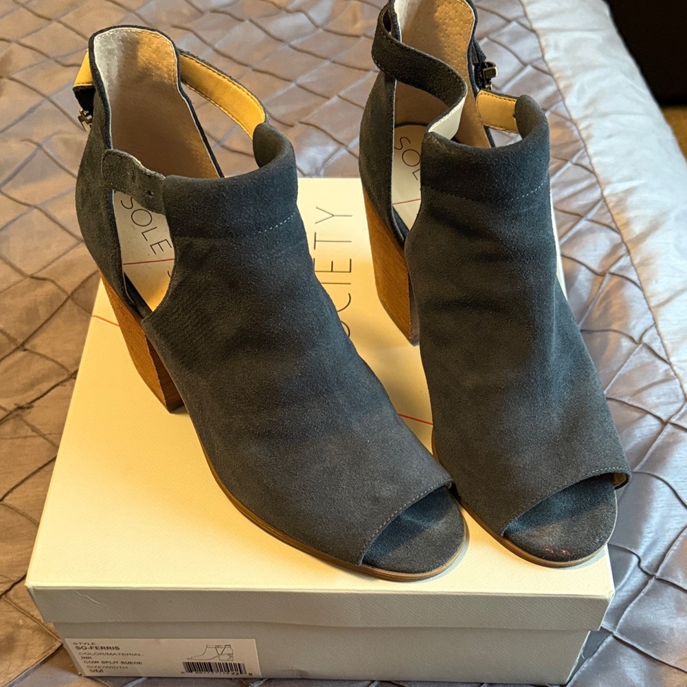 Sole Society Women's Gray Peep-Toe Heeled Boots